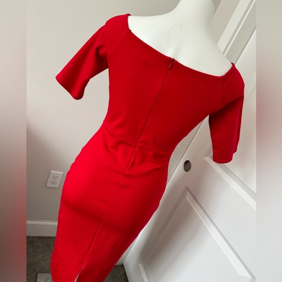 Red Bodycon Dress! Light form flattering knit ponty stretch…Zip back 🔥❤️ Bello - Picture 2 of 4
